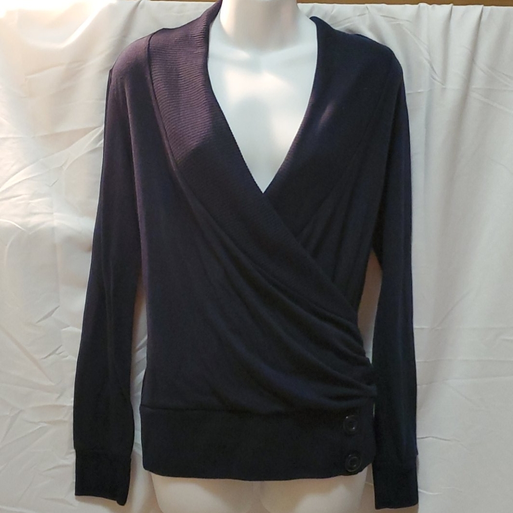 Very Low V-Neck Long Sleeve Top